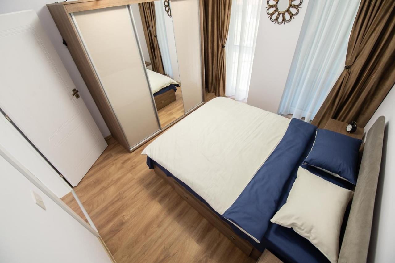 Claseb Apartment Timişoara Buitenkant foto