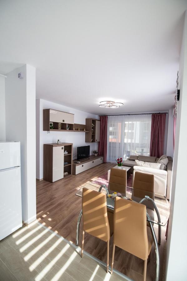 Claseb Apartment Timişoara Buitenkant foto